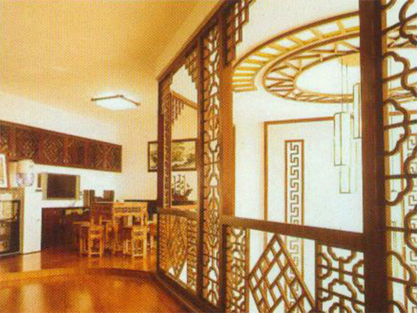 東莞實木花格裝飾